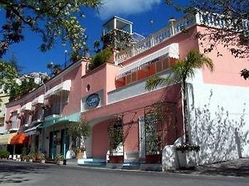 伊尔奈斯波罗酒店 卡萨米乔拉泰尔梅 外观 照片